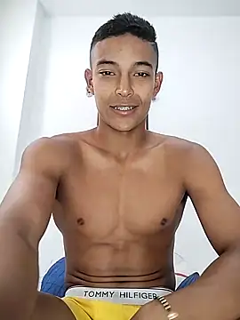 Demiansteven2 online show from 02/15/25, 06:44