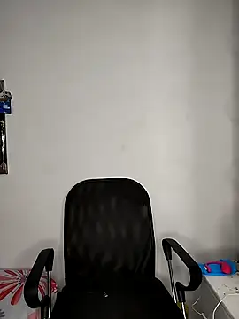 Demiansteven2 online show from 04/21/26, 03:28