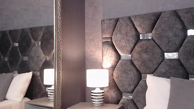 ScarletLenox online show from 10/14/25, 11:11