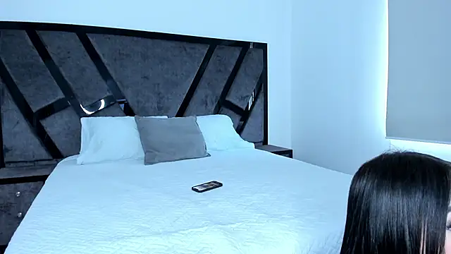 Snapshot of CandyMeyerss_ chatting on 12/18/24, 09:29 CandyMeyerss online show from 12/18/24, 09:29