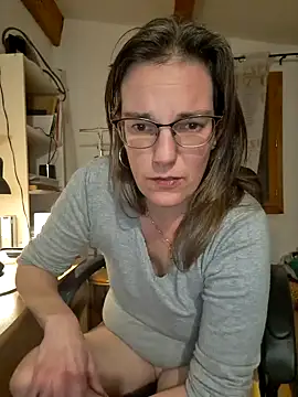 SpiceLea online show from 12/11/24, 05:59