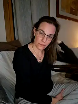 SpiceLea online show from 01/20/25, 09:22