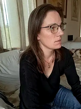 SpiceLea online show from 01/30/25, 03:08