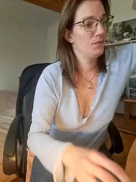 SpiceLea online show from 02/17/25, 12:48