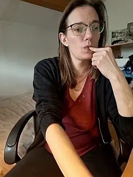 SpiceLea online show from 02/23/25, 01:21