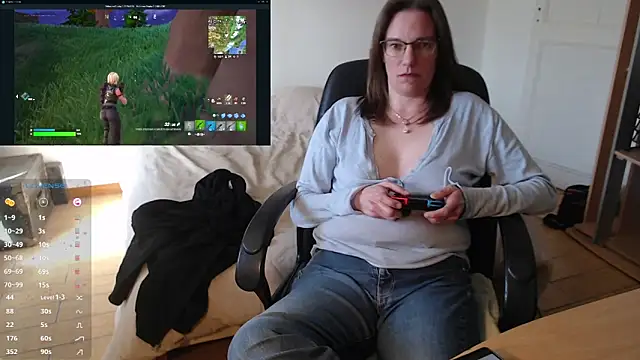 SpiceLea online show from 03/02/25, 02:00