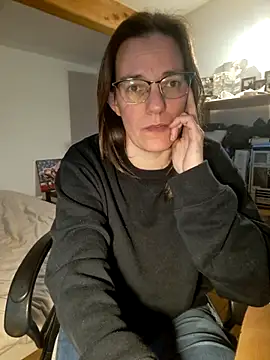 SpiceLea online show from 03/06/25, 05:22