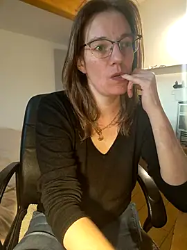 SpiceLea online show from 03/13/25, 05:18