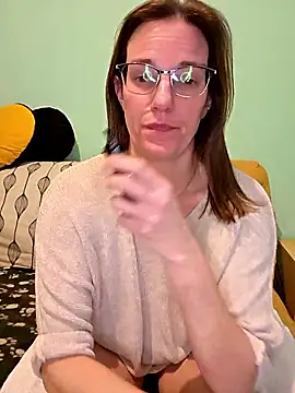 SpiceLea online show from 01/09/26, 04:10