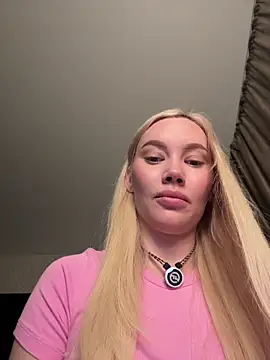 Bestie Online online show from 06/08/26, 07:25