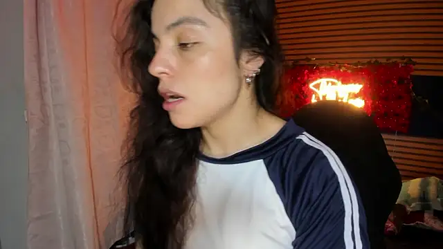 rosse 2504 online show from 02/17/26, 01:18