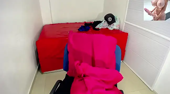 alicehugecock online show from 03/06/25, 10:47