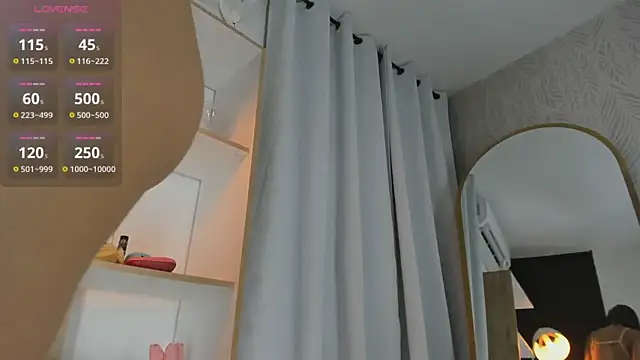 Snapshot of Angelbae- chatting on 03/14/25, 06:10 Angelbae- online show from 03/14/25, 06:10