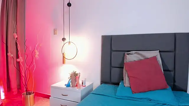 Snapshot of AlissaNix chatting on 01/29/25, 10:11 AlissaNix online show from 01/29/25, 10:11