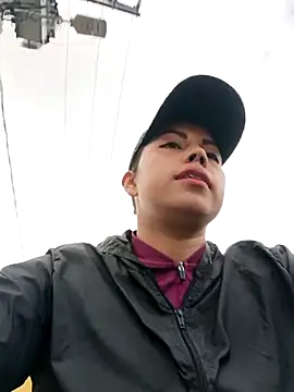  andrea30 online show from 11/17/25, 12:00