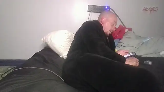 deepinnnnn online show from 11/04/25, 01:59