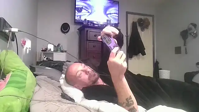 deepinnnnn online show from 11/11/25, 06:46