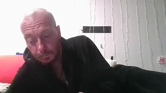Snapshot of deepinnnnn chatting on 06/20/26, 05:21 deepinnnnn online show from 06/20/26, 05:21