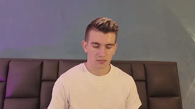 MikaelSlow online show from 03/01/26, 04:14