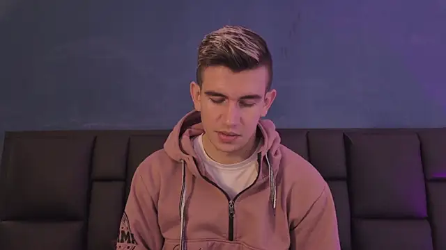 MikaelSlow online show from 03/11/26, 04:18