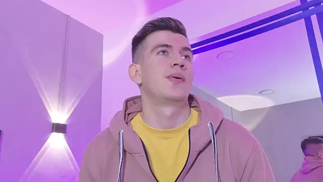 MikaelSlow online show from 04/09/26, 03:50