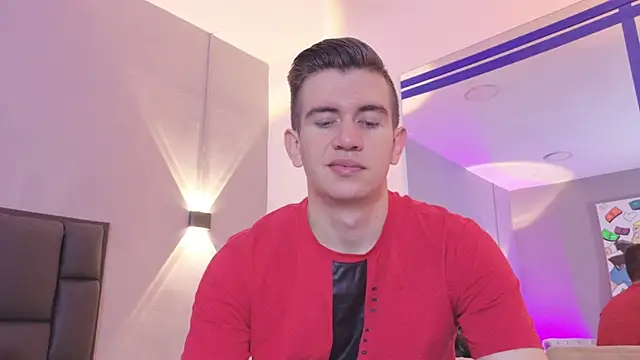 MikaelSlow online show from 04/19/26, 04:56