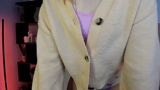 kenzie x online show from 02/10/25, 09:25