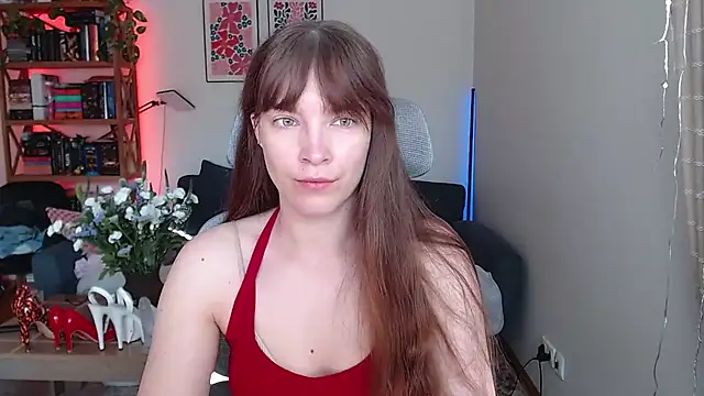 Snapshot of kenzie_x chatting on 06/12/26, 04:44 kenzie x online show from 06/12/26, 04:44