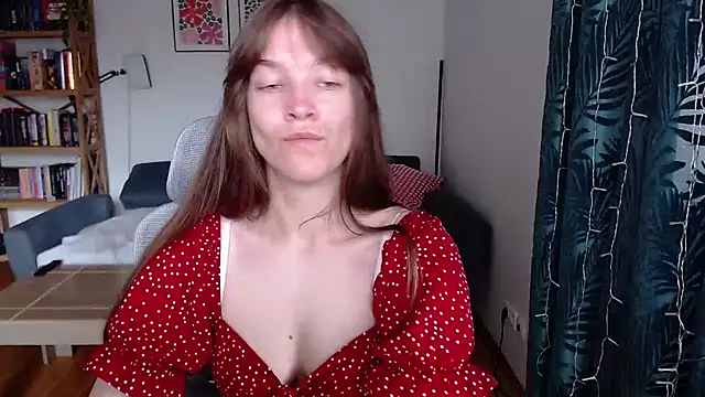 Snapshot of kenzie_x chatting on 07/13/26, 06:27 kenzie x online show from 07/13/26, 06:27