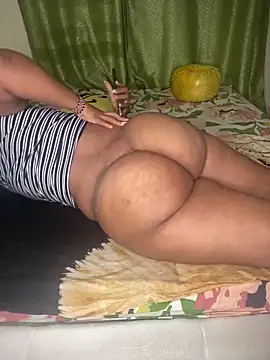 nur lin online show from 03/18/25, 01:21