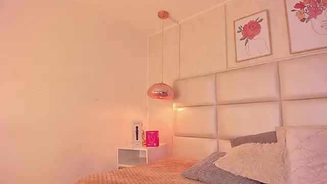 Snapshot of Aily_Yozuko chatting on 03/01/26, 02:35 Aily Yozuko online show from 03/01/26, 02:35