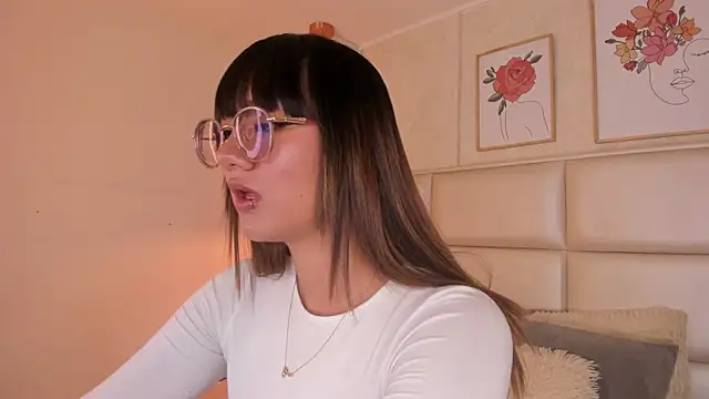 Aily Yozuko online show from 03/25/26, 02:39