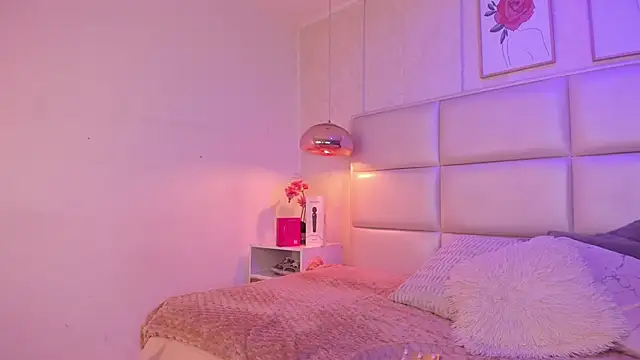 Aily Yozuko online show from 04/26/26, 02:42