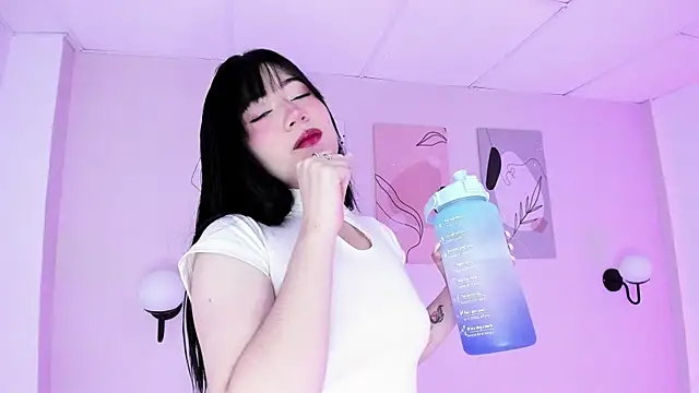 GENNESIS LOVE online show from 12/20/24, 04:20