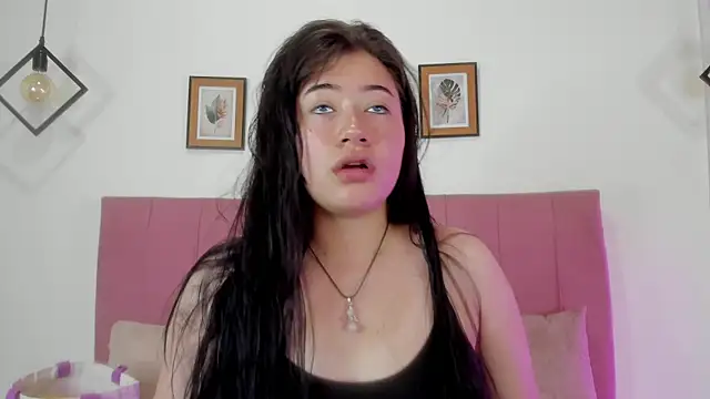 GENNESIS LOVE online show from 09/12/25, 12:11