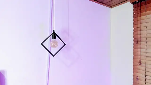 GENNESIS LOVE online show from 10/07/25, 03:58