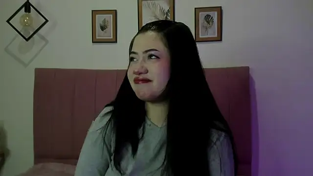 Snapshot of GENNESIS_LOVE chatting on 11/05/25, 03:28 GENNESIS LOVE online show from 11/05/25, 03:28