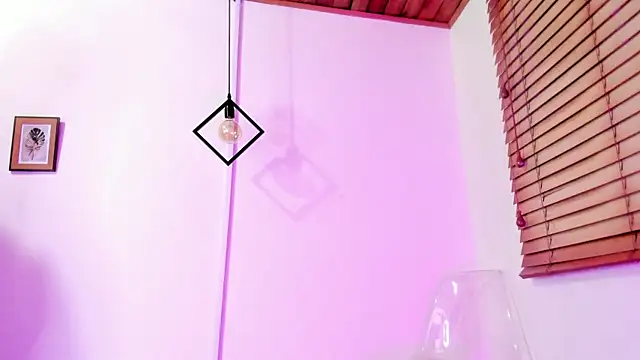 Snapshot of GENNESIS_LOVE chatting on 12/19/25, 03:13 GENNESIS LOVE online show from 12/19/25, 03:13