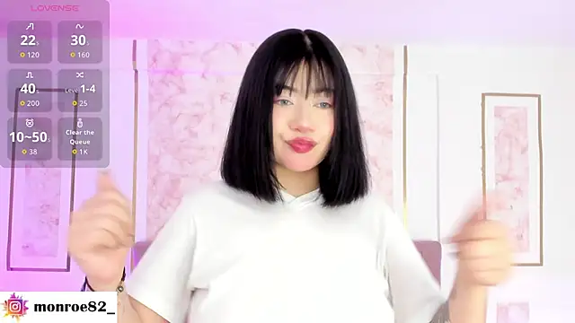 GENNESIS LOVE online show from 05/01/26, 03:33