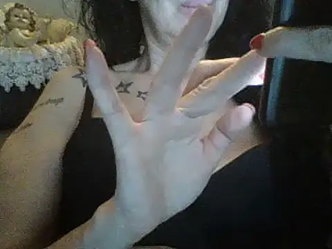Snapshot of MarikaMilff chatting on 03/15/25, 01:08 MarikaMilff online show from 03/15/25, 01:08