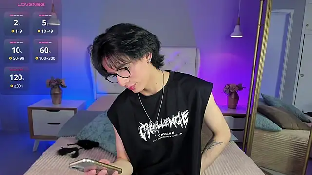 cherryy boy online show from 10/29/25, 08:32