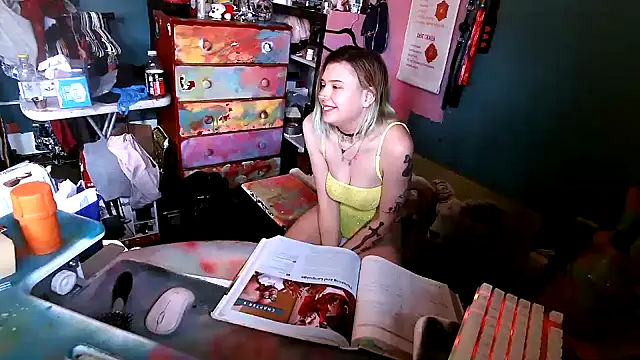 Esteem369 online show from 03/17/25, 05:27