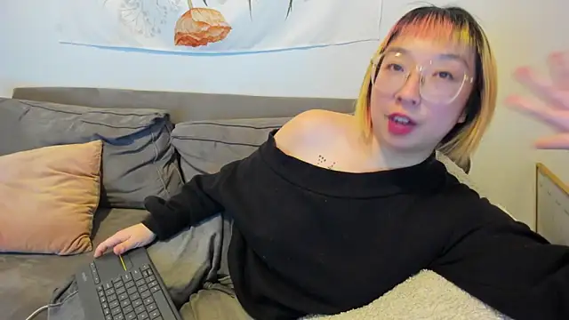 luxgray online show from 01/18/25, 06:24