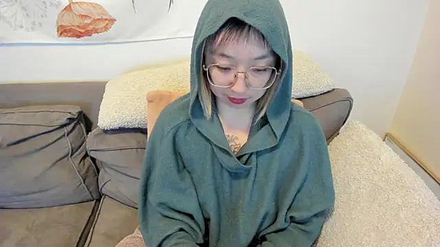 luxgray online show from 03/03/25, 12:59