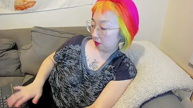 luxgray online show from 03/18/25, 12:27