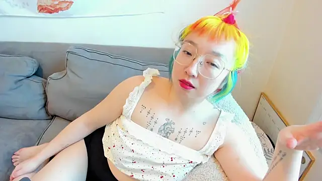 luxgray online show from 03/18/25, 10:04