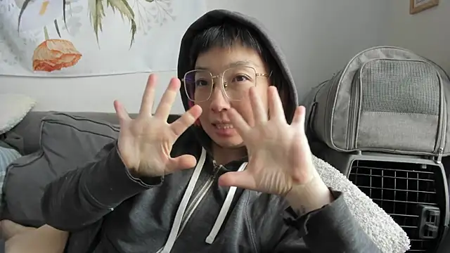 luxgray online show from 12/21/25, 05:42