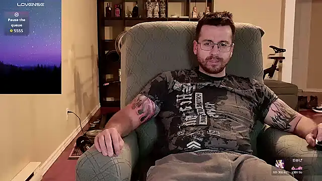 Snapshot of JayXCee_Official chatting on 10/19/25, 02:01 JayXCee Official online show from 10/19/25, 02:01