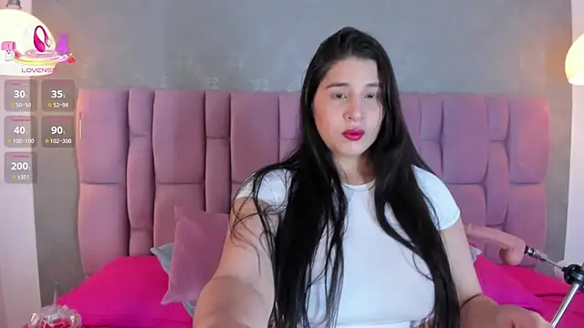 brithanyadams23 online show from 03/04/25, 03:11