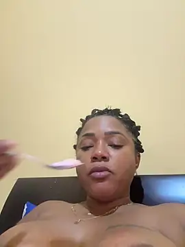 Snapshot of Noviostoxico chatting on 09/16/25, 11:39 Noviostoxico online show from 09/16/25, 11:39